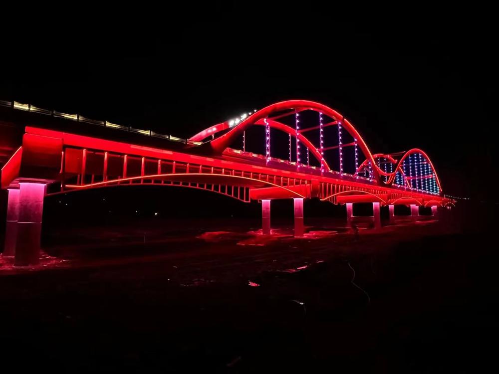 環(huán)洪澤湖公路盱眙段（官灘-盱城)四山湖大橋夜景照明工程